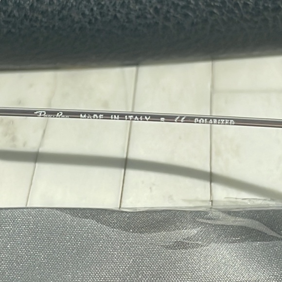 Ray Ban 3025 Large Aviator Polarized Sunglasses. Make me an Offer. - Picture 4 of 4